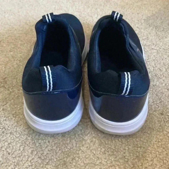 Nautica kids athletic fashion running sneaker in size 1 - Picture 4 of 6